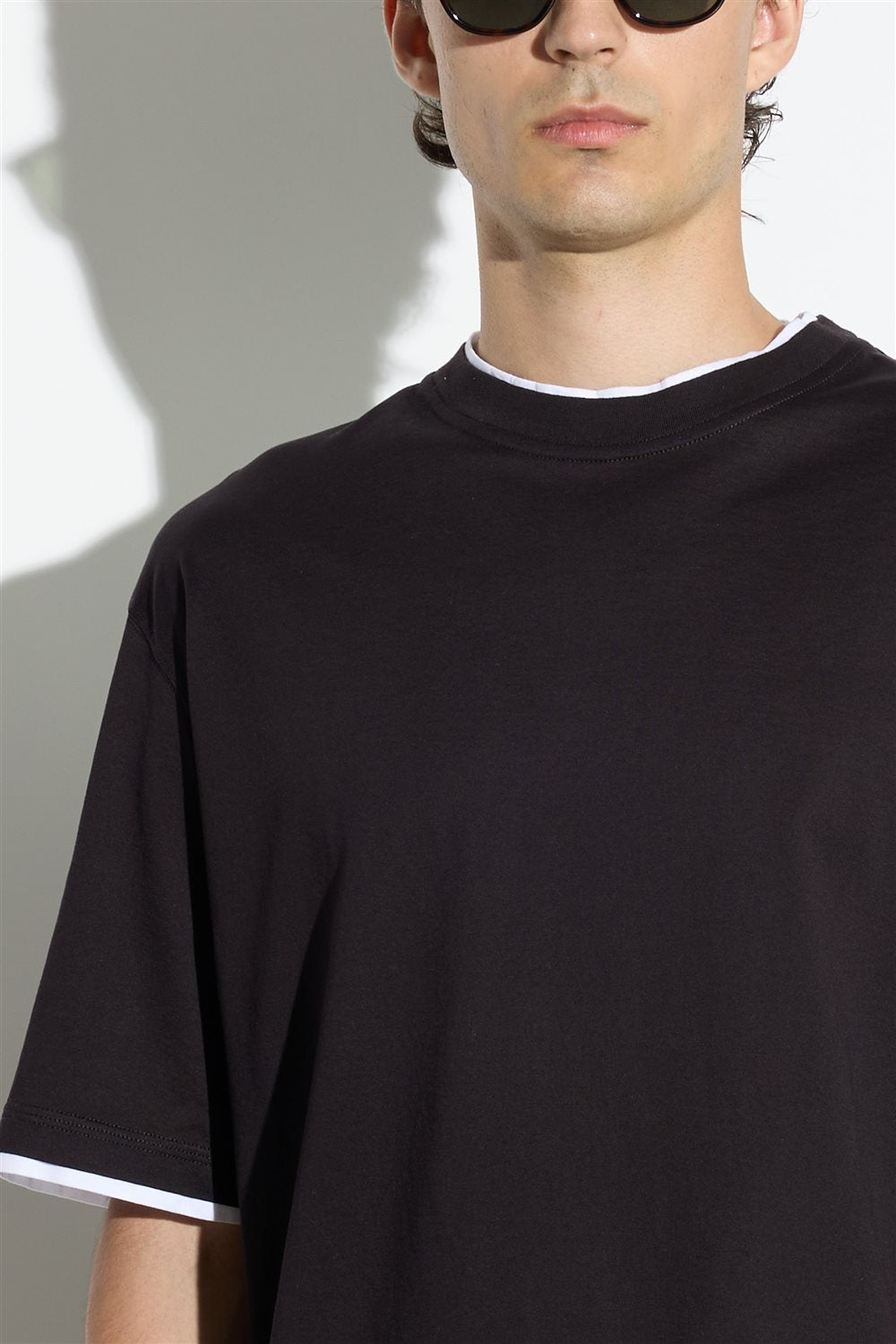 T-Shirt Con Profili a Contrasto