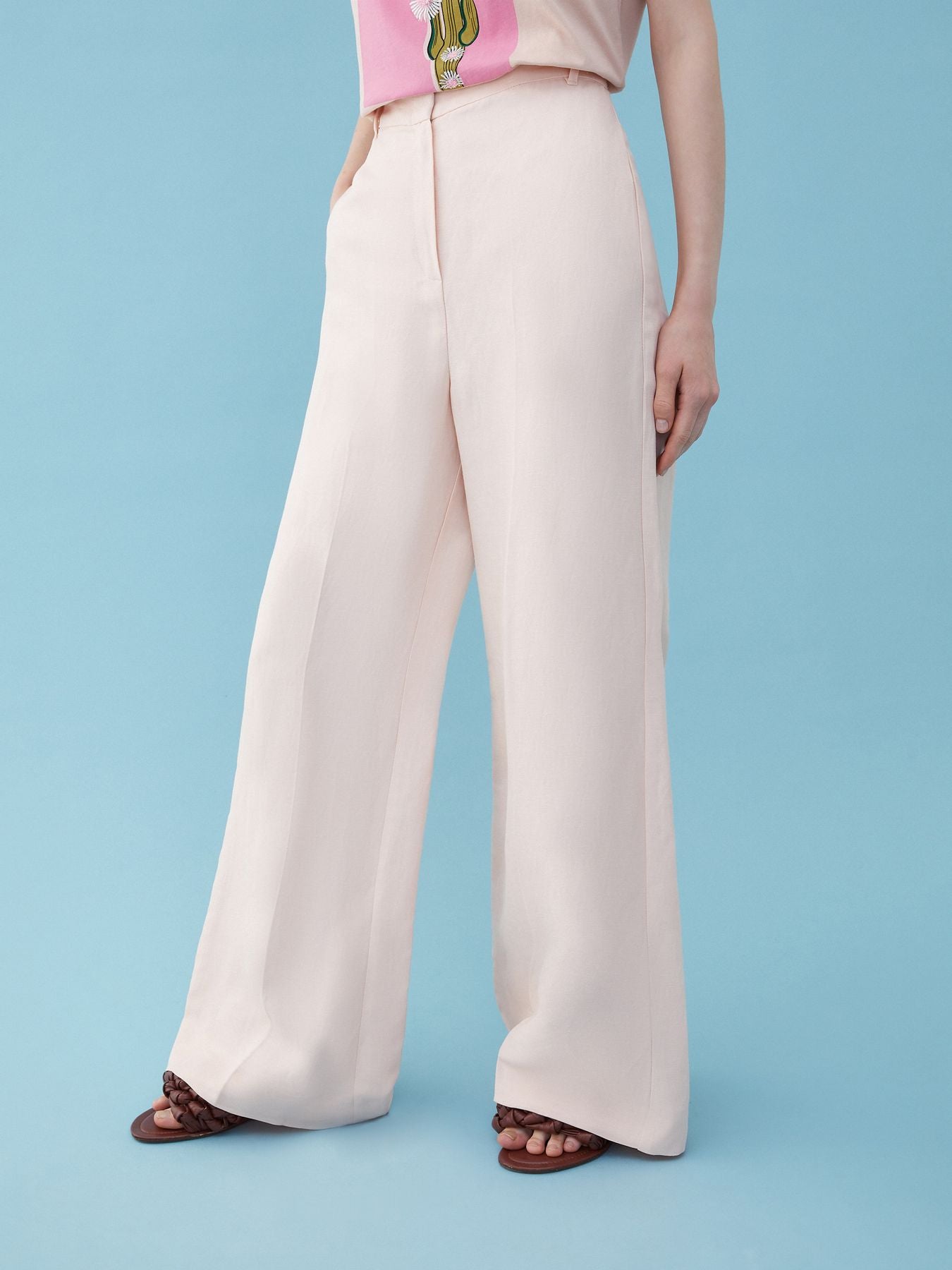 Pantaloni morbidi in lino