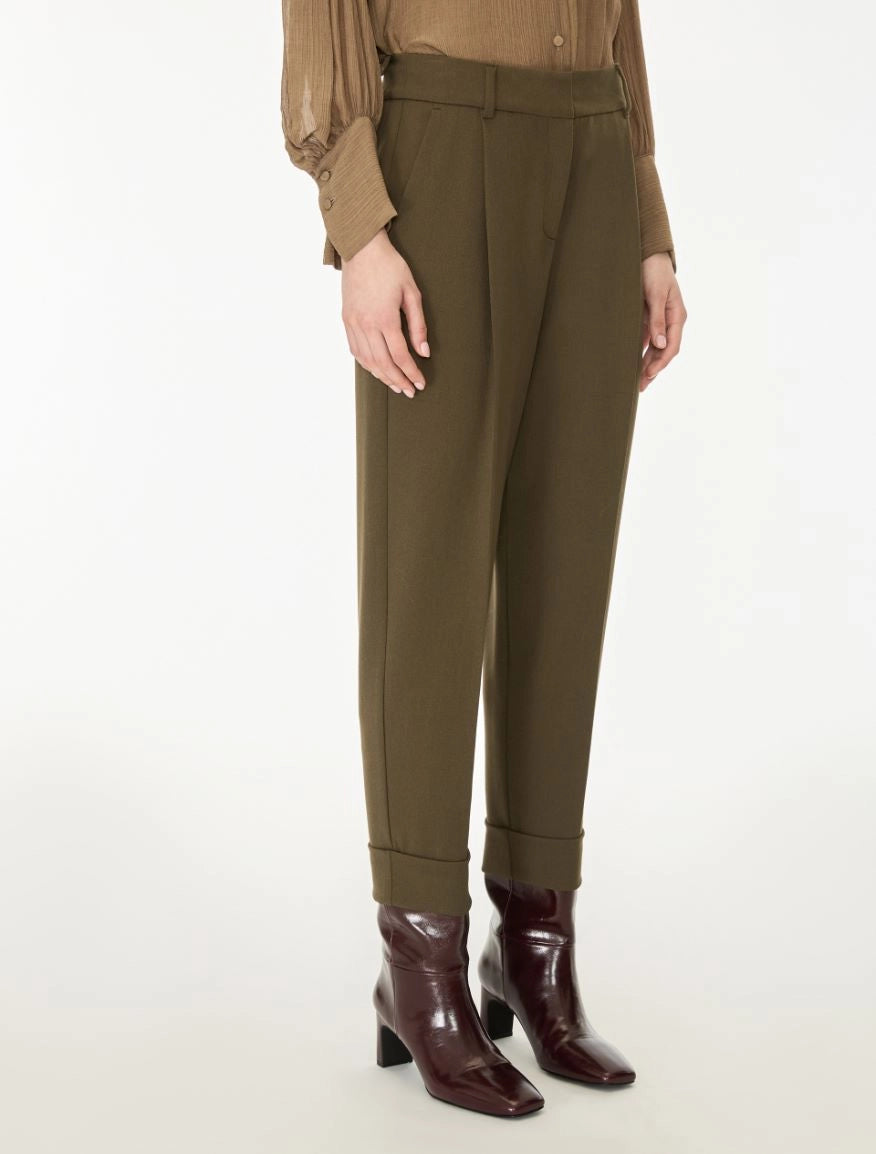 Pantalone Con Pinces e Risvolto