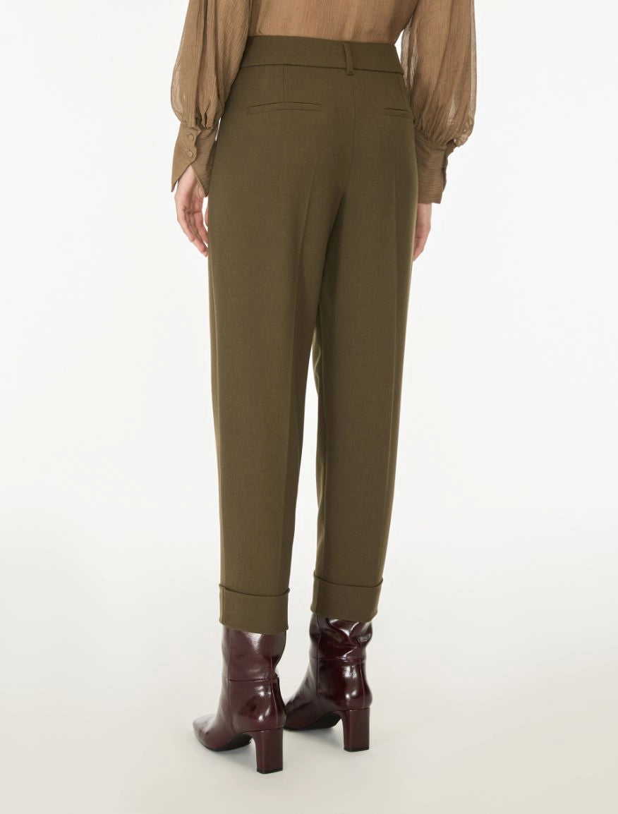 Pantalone Con Pinces e Risvolto