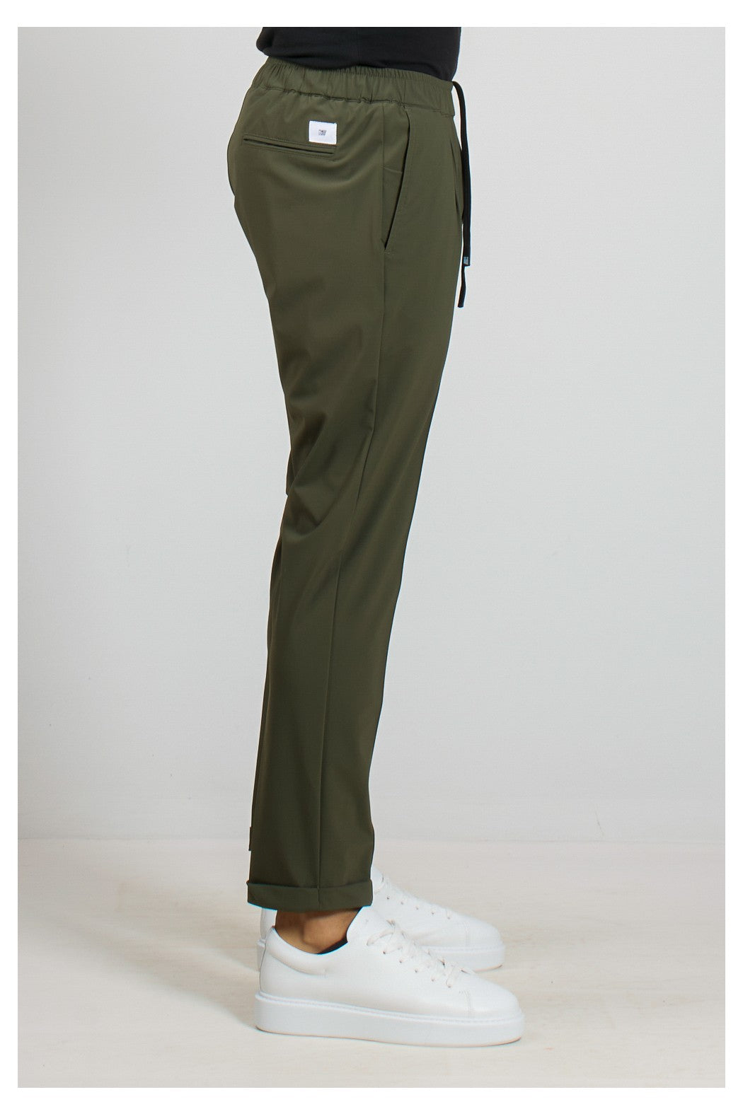 Pantalone Con Coulisse In Tessuto Tecnico Bielastico