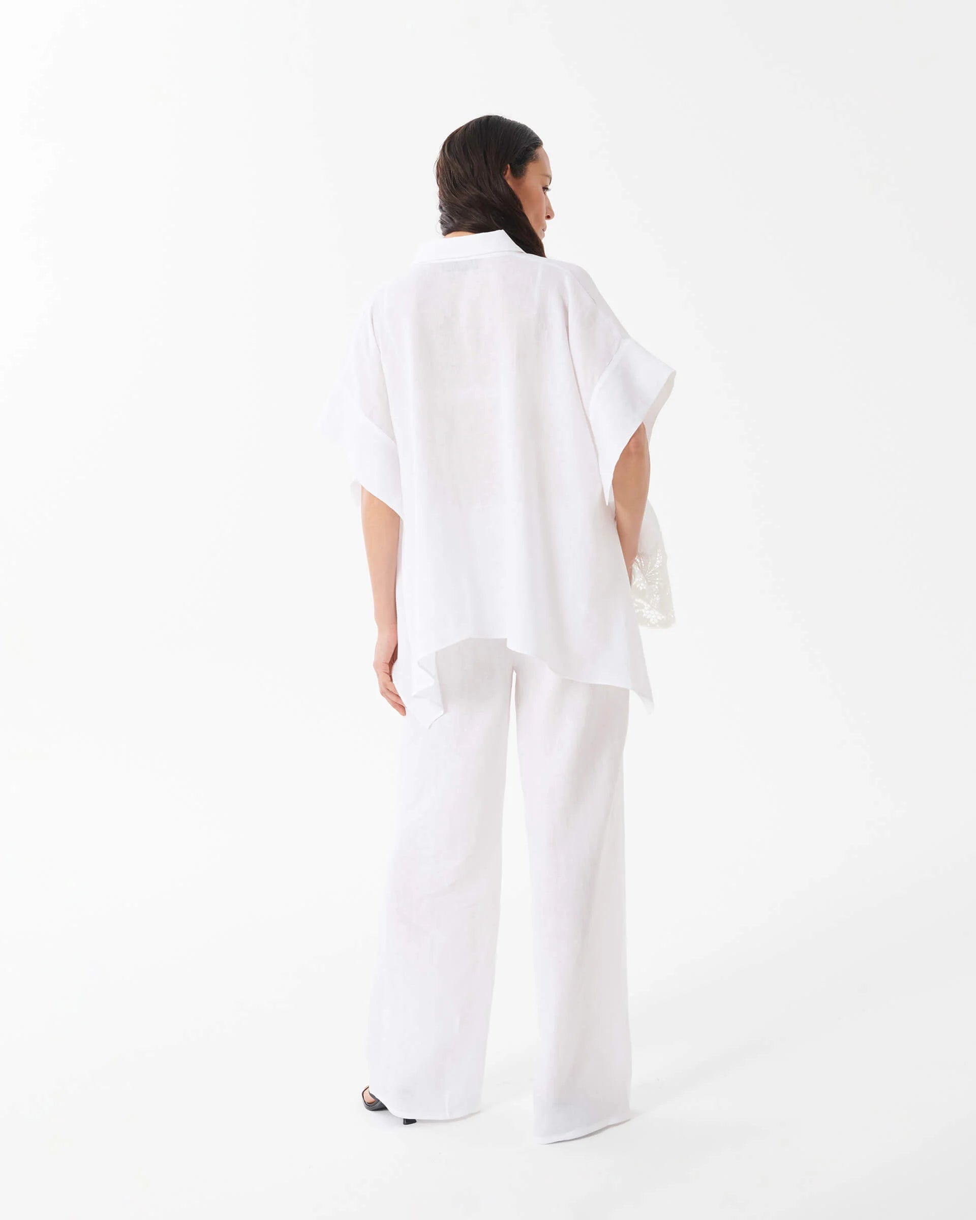 Camicia in Lino Con Pizzo sull'Orlo