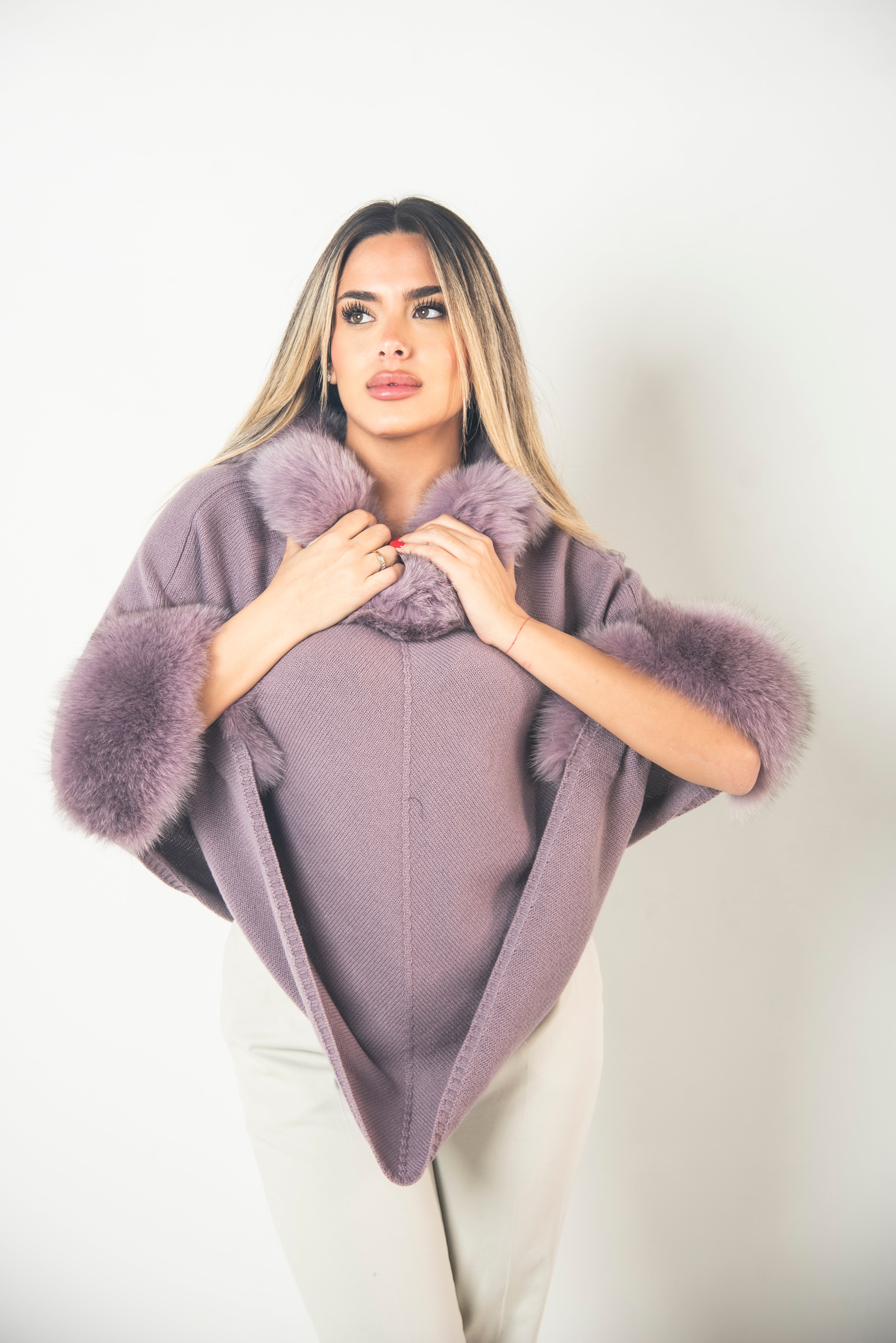 Mantella in cashmere e volpe
