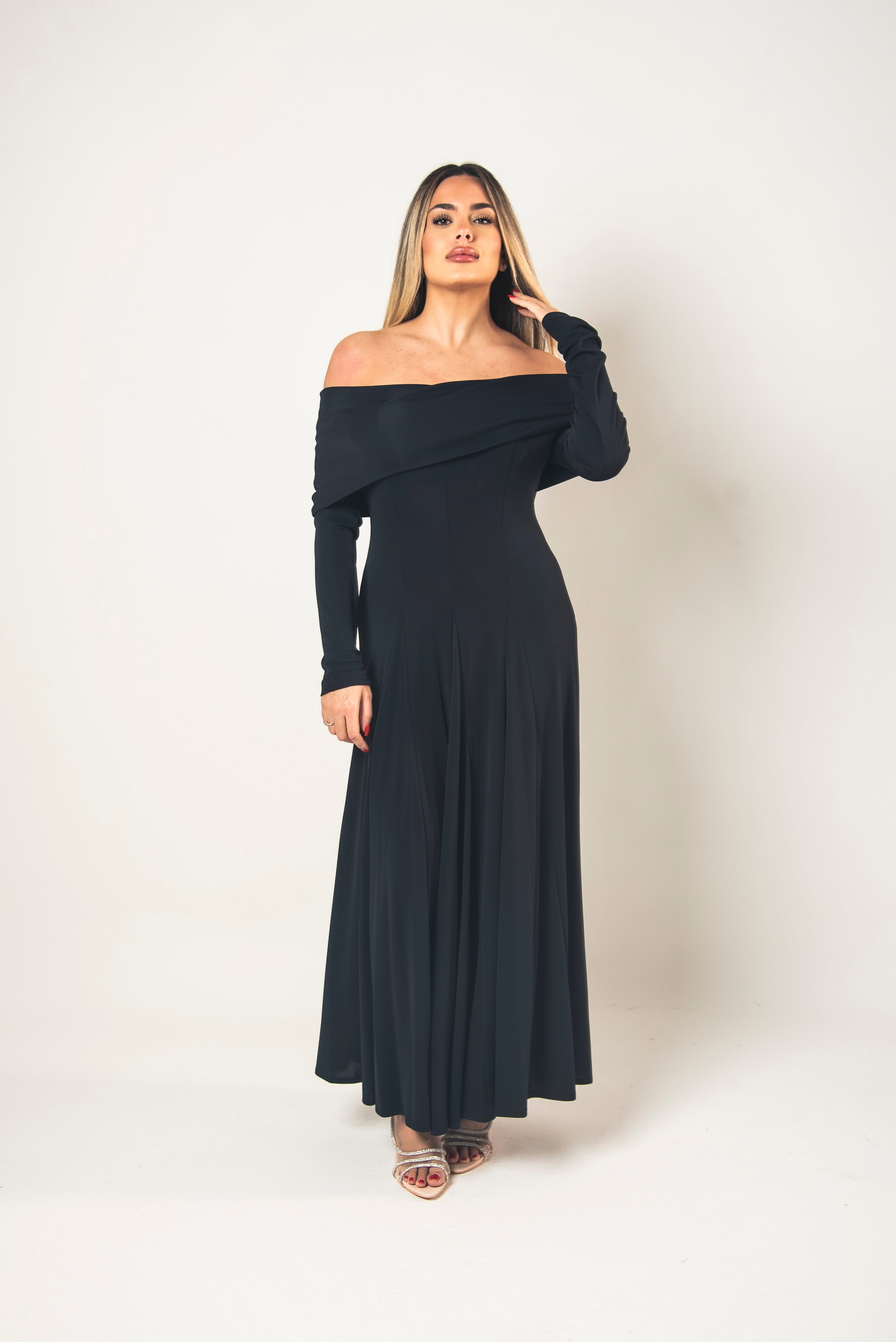Abito In Jersey Con Scollo Omerale