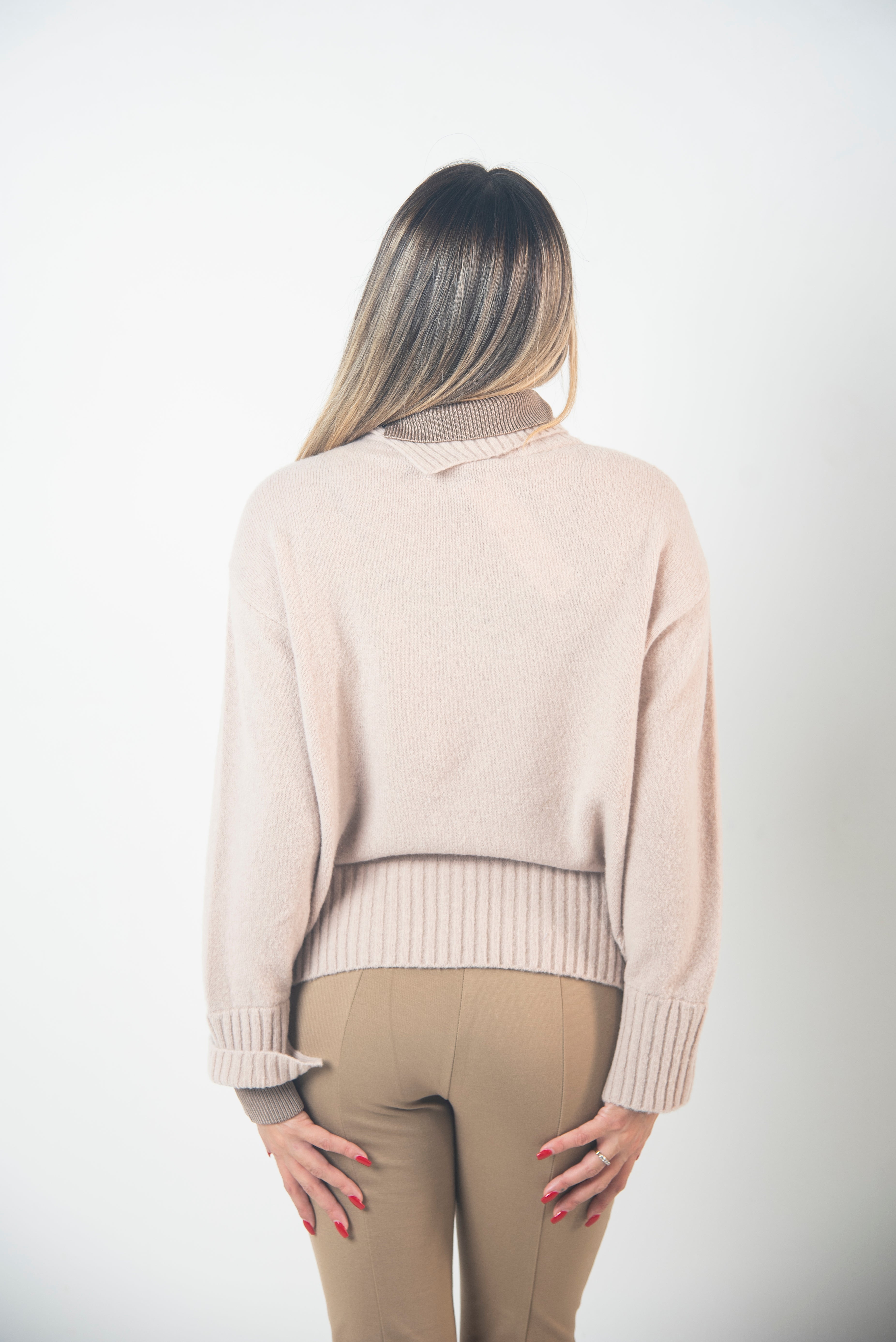Maglia Collo Alto Con Profili Bi-color