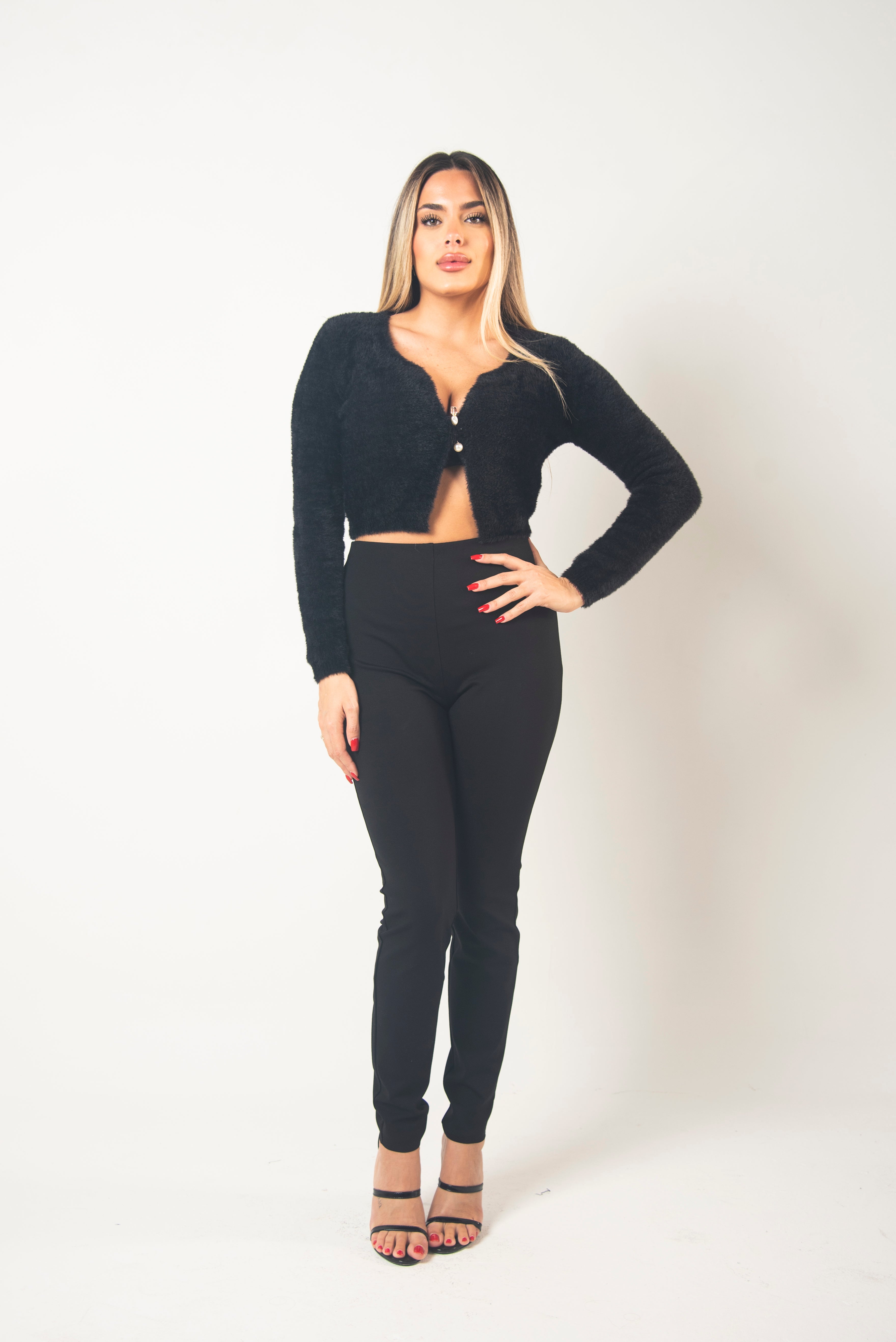 Cardigan con Spilla Gioiello