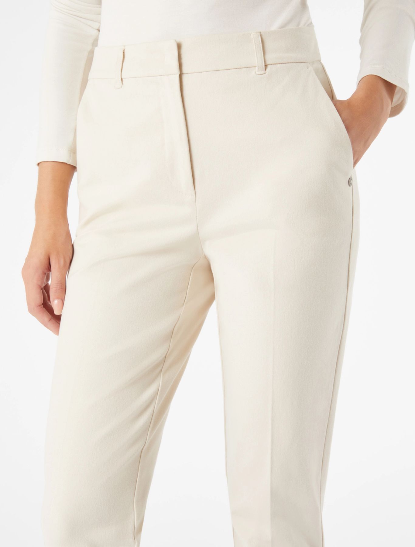 Pantaloni Slim Fit in Twill