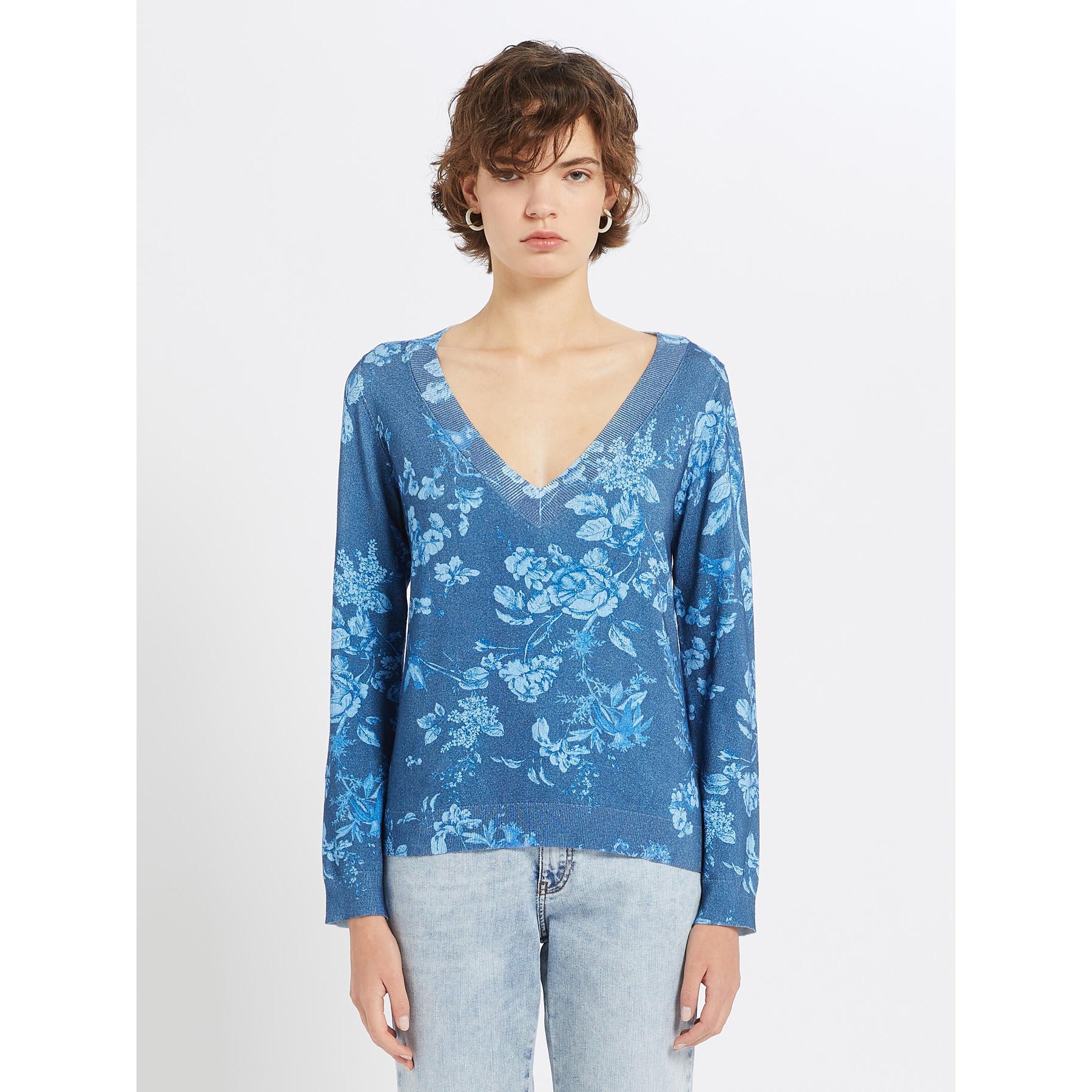 maglia in filo scollo a v