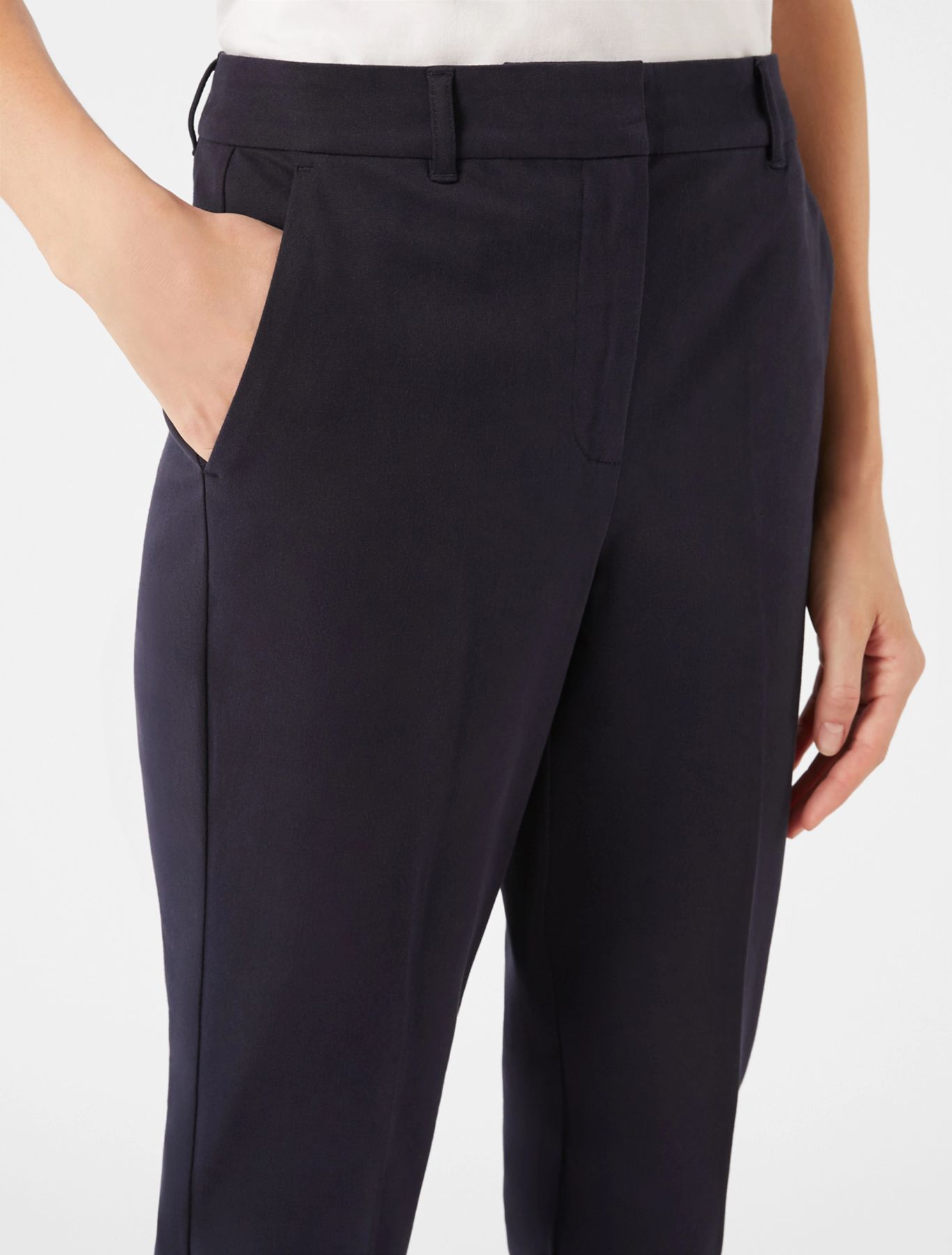 Pantaloni Slim Fit in Twill