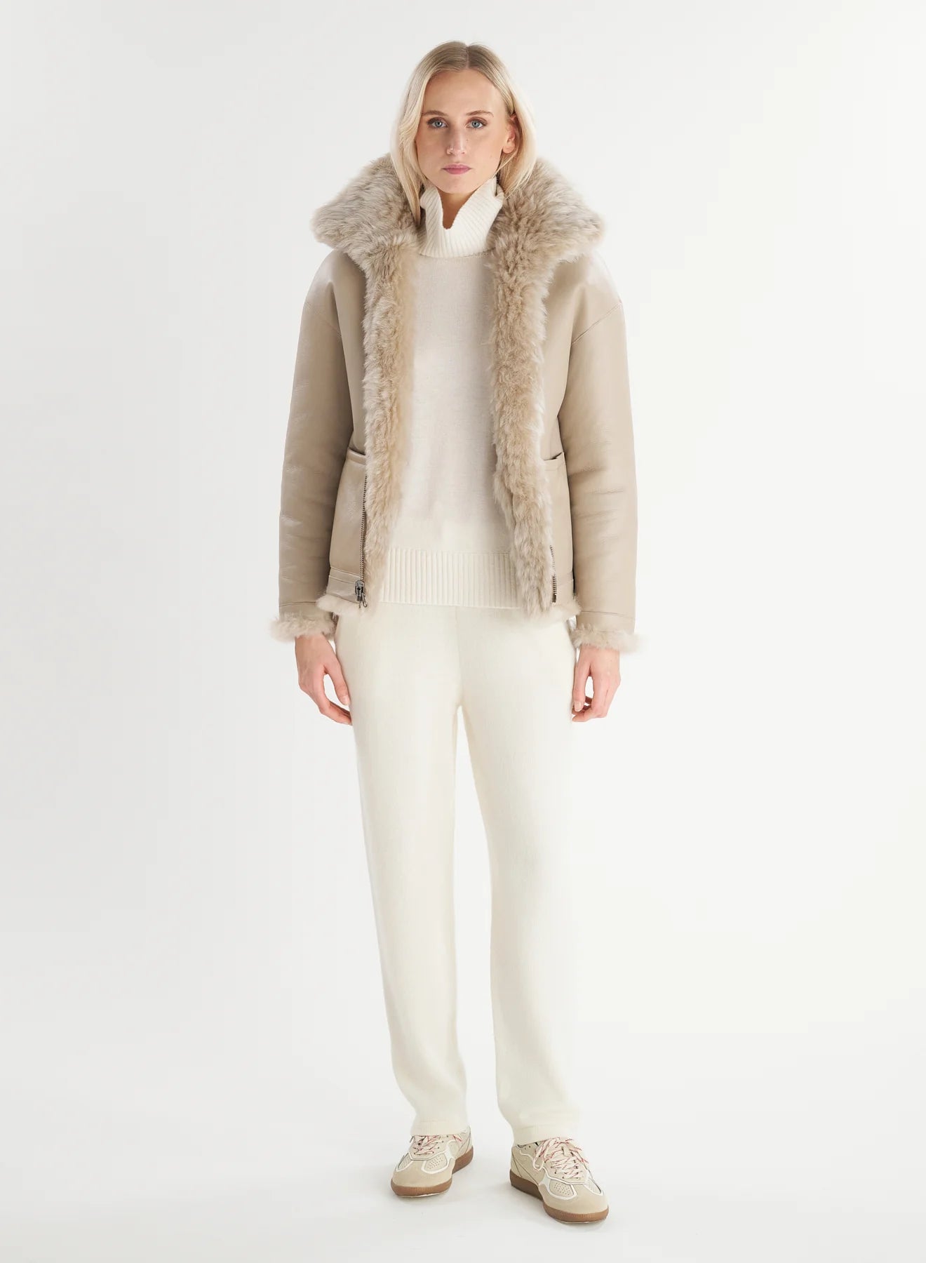 Montone Reversibile In Pelle