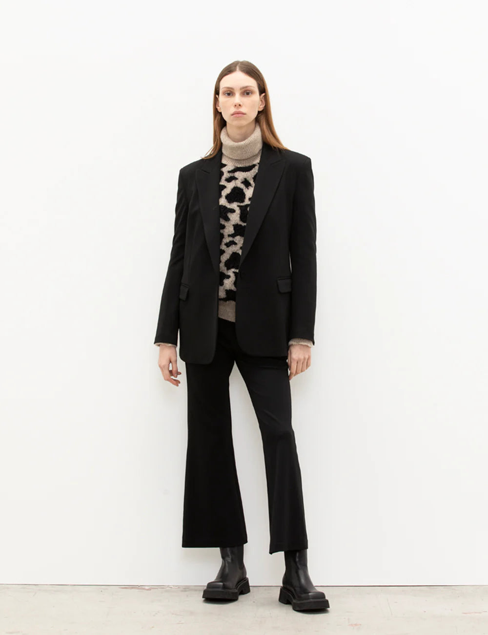 Pantalone a trombetta con coulisse in vita