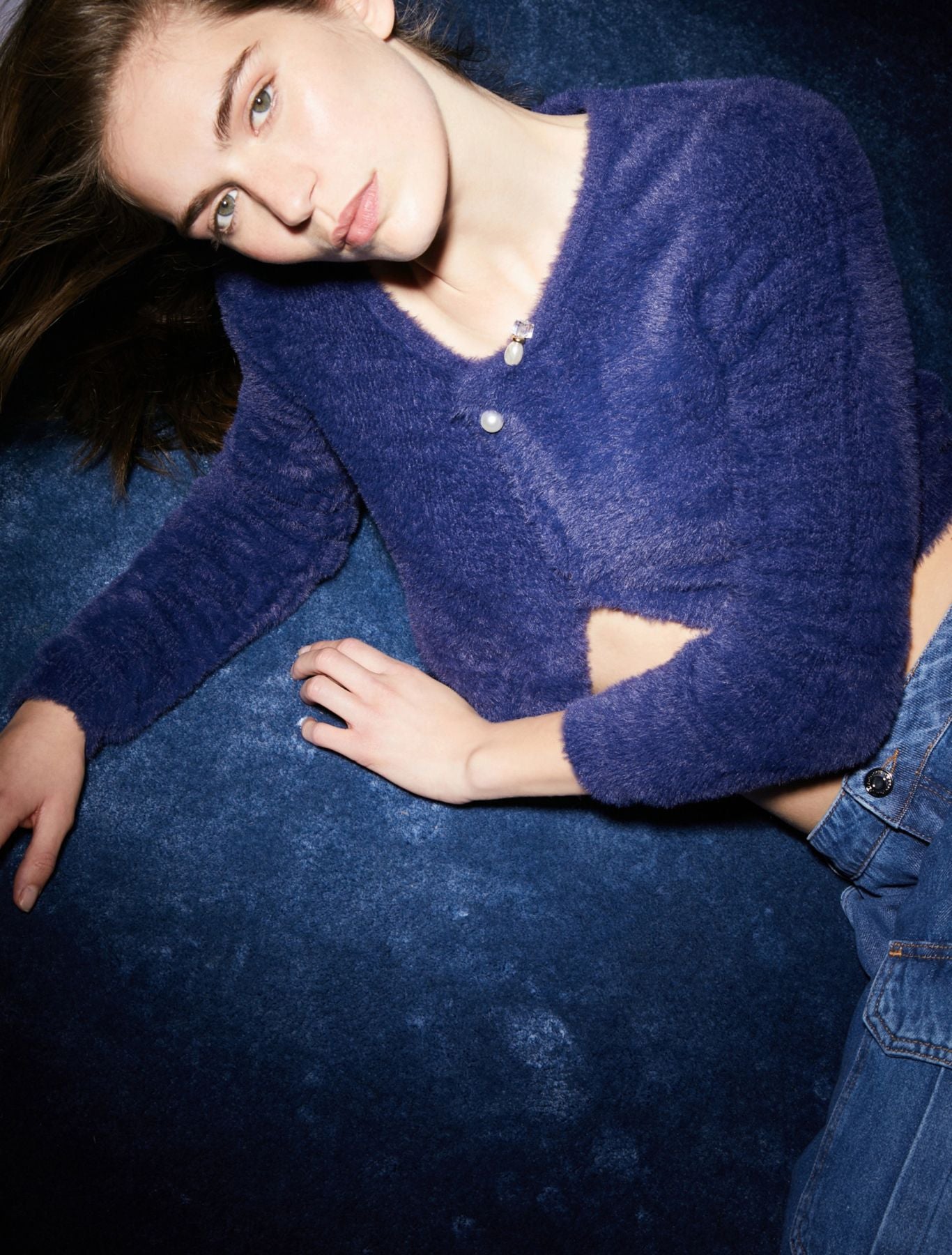 Cardigan con Spilla Gioiello