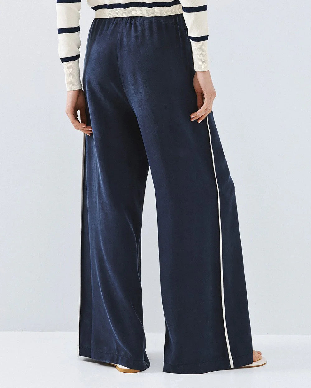 Pantaloni a Gamba Larga con Bordi Laterali