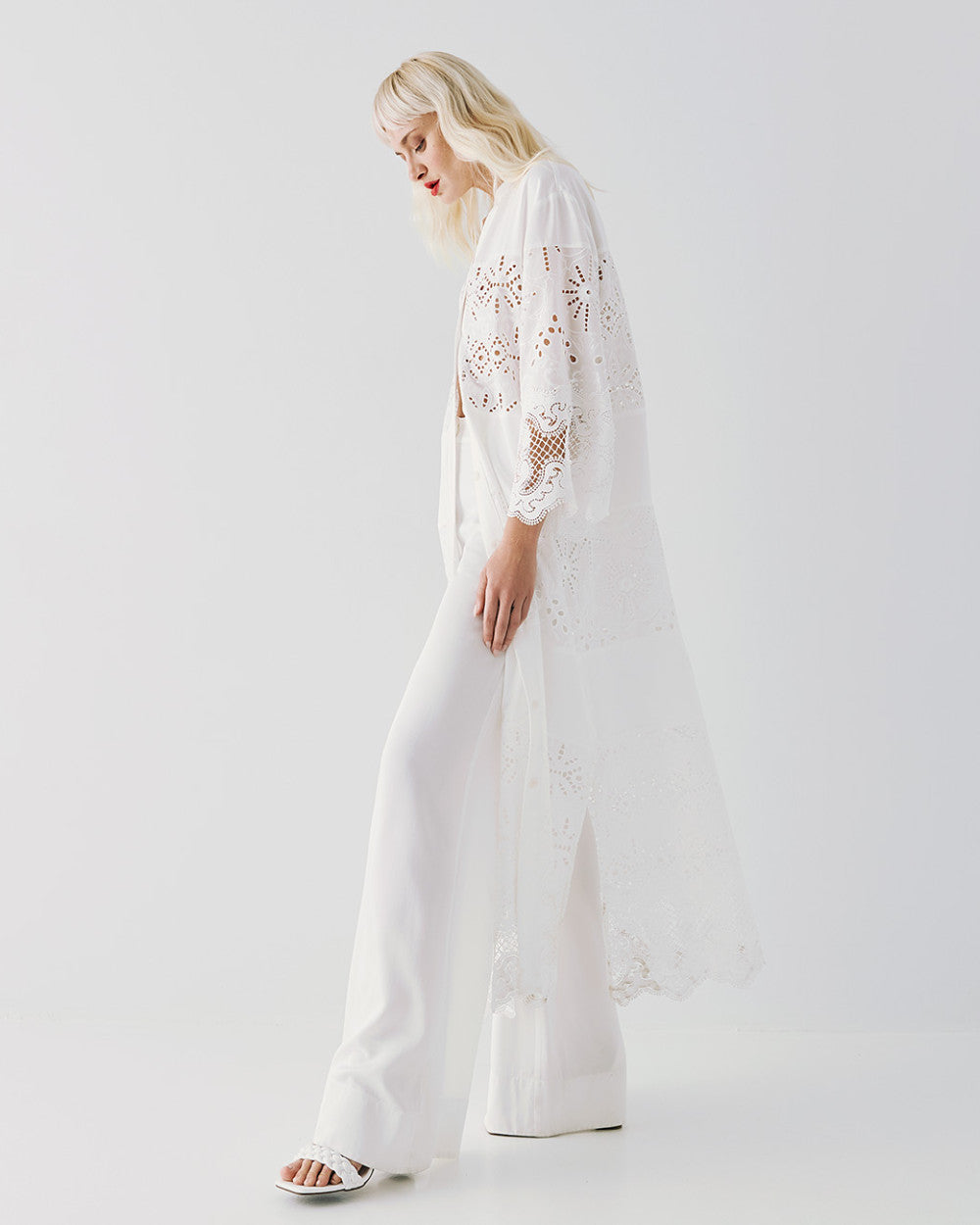 Abito-Camicia in Pizzo con Paillettes