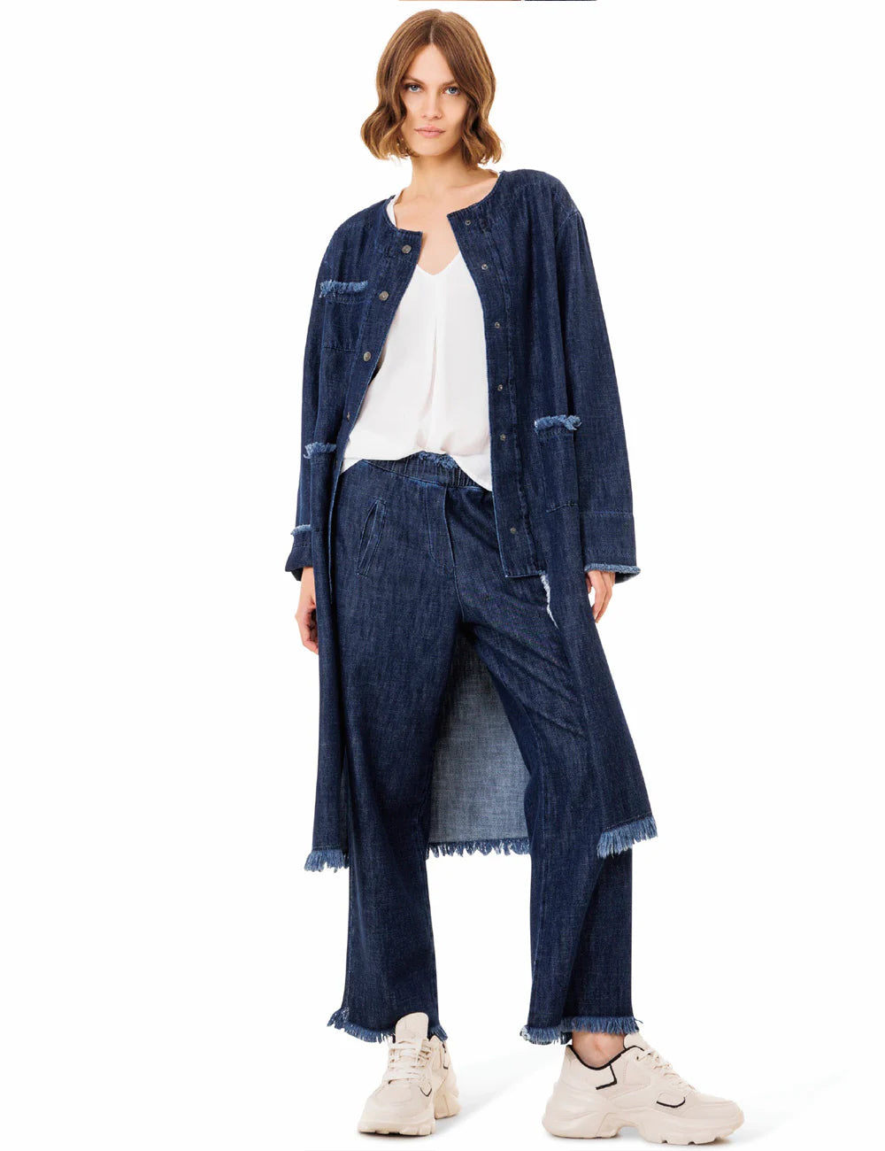PANTALONE IN DENIM CON FONDO SFRANGIATO