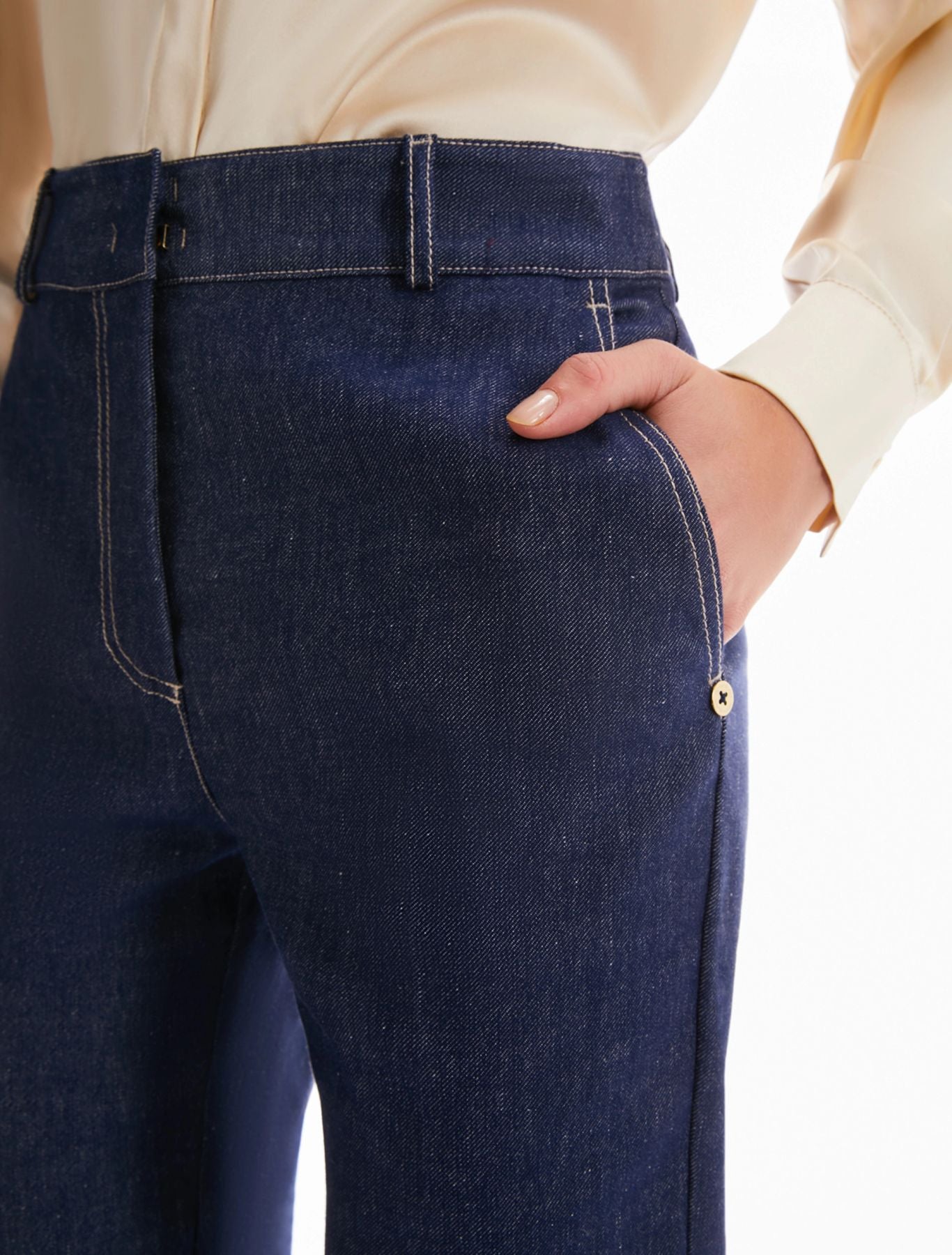 Pantaloni flare in lino e cotone