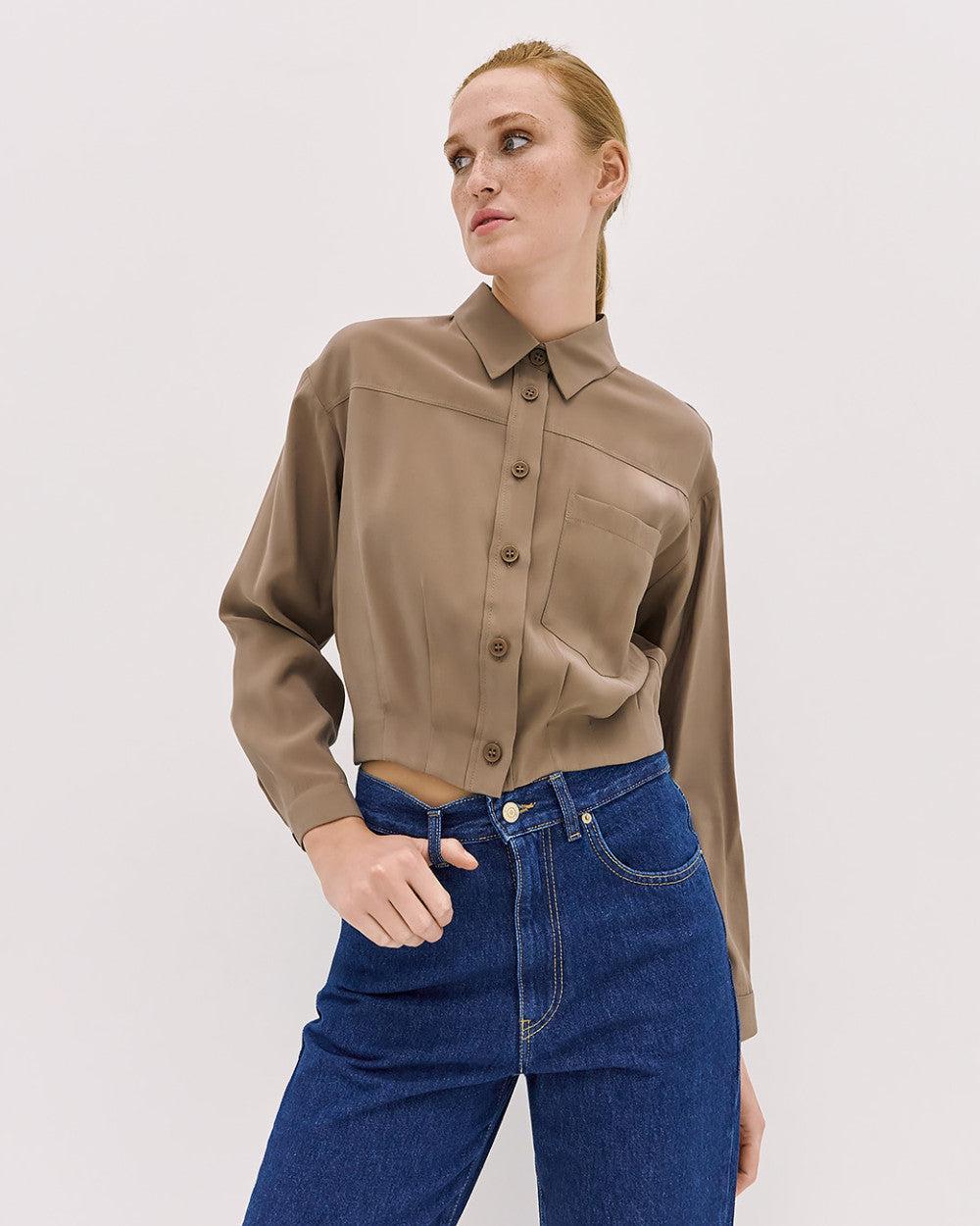 Camicia Corta con Elastico Posteriore