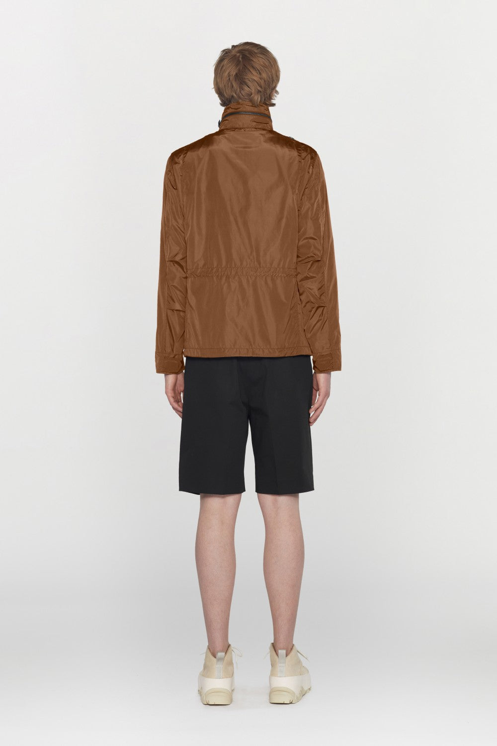 FIELD JACKET IN NYLON IDROREPELLENTE CON CAPPUCCIO REMOVIBILE