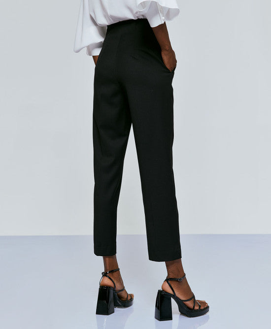 PANTALONE CON PENCES