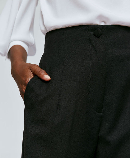 PANTALONE CON PENCES