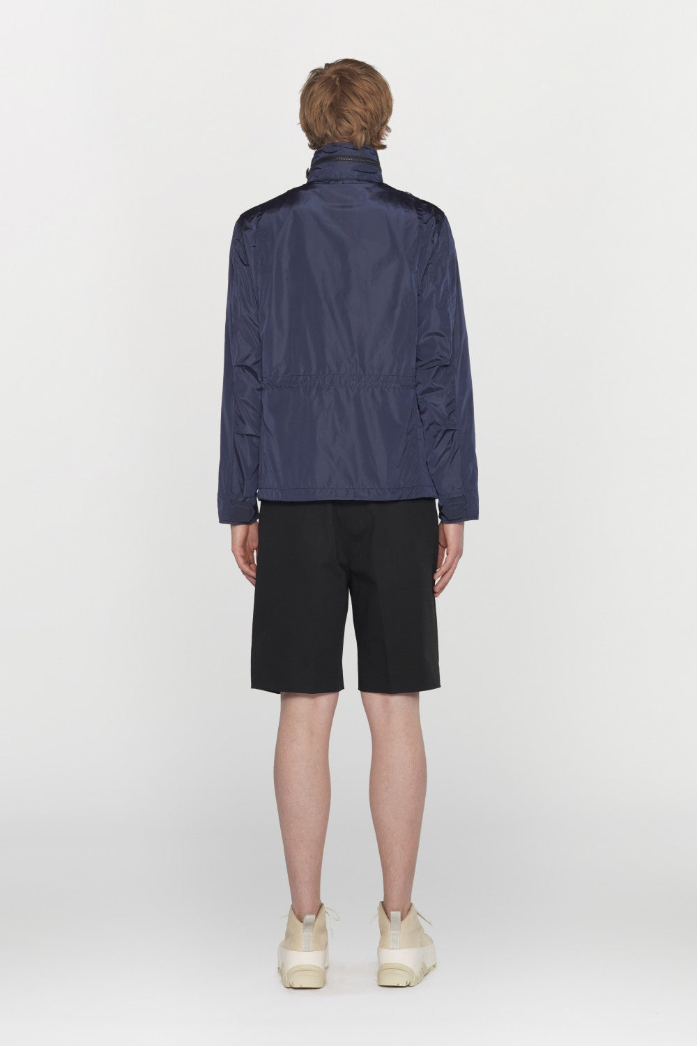 FIELD JACKET IN NYLON IDROREPELLENTE CON CAPPUCCIO REMOVIBILE