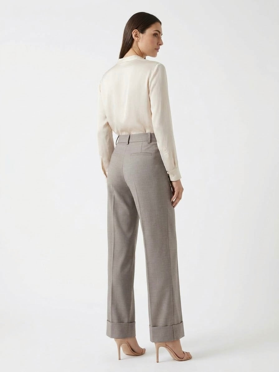 Pantalone con Risvolto e Passanti con Monile
