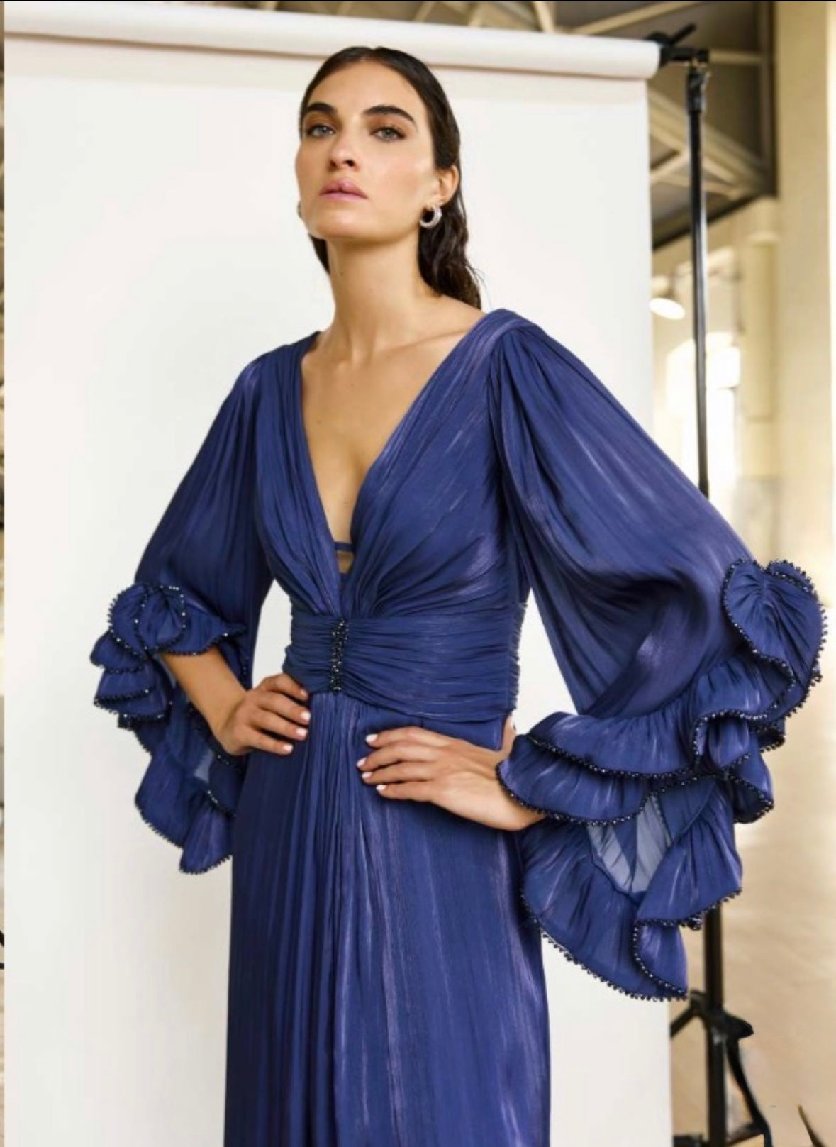 Abito Manica Lunga Con Rouches