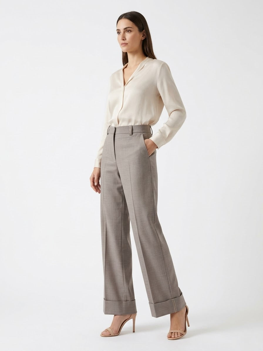 Pantalone con Risvolto e Passanti con Monile