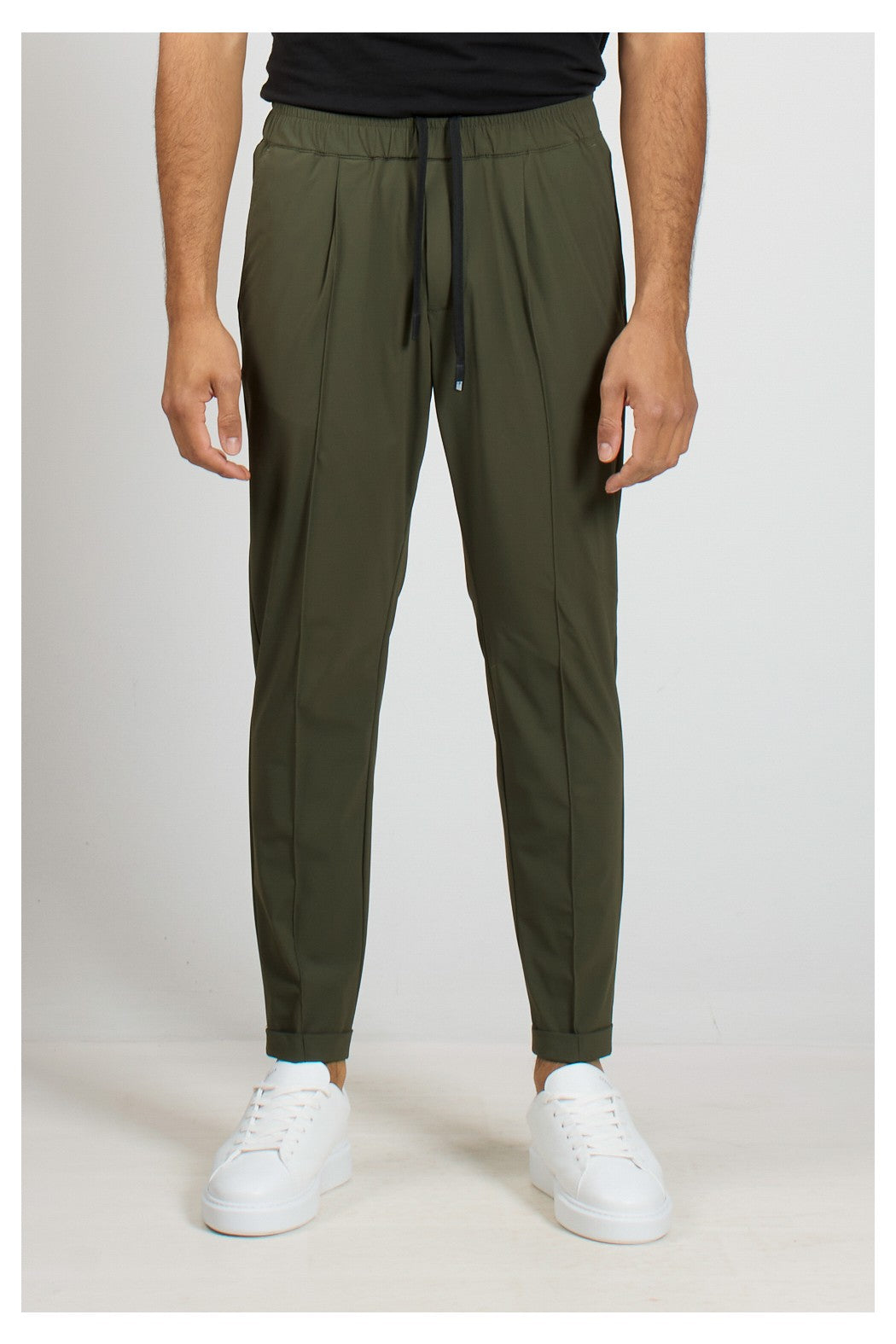 Pantalone Con Coulisse In Tessuto Tecnico Bielastico
