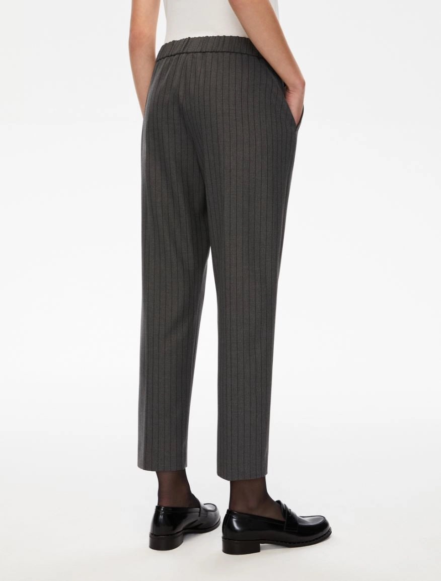 PANTALONI SEMIADERENTI