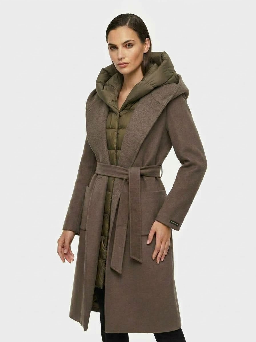 Cappotto con Cintura in Lana e Cashmere con Cappuccio e Piumino