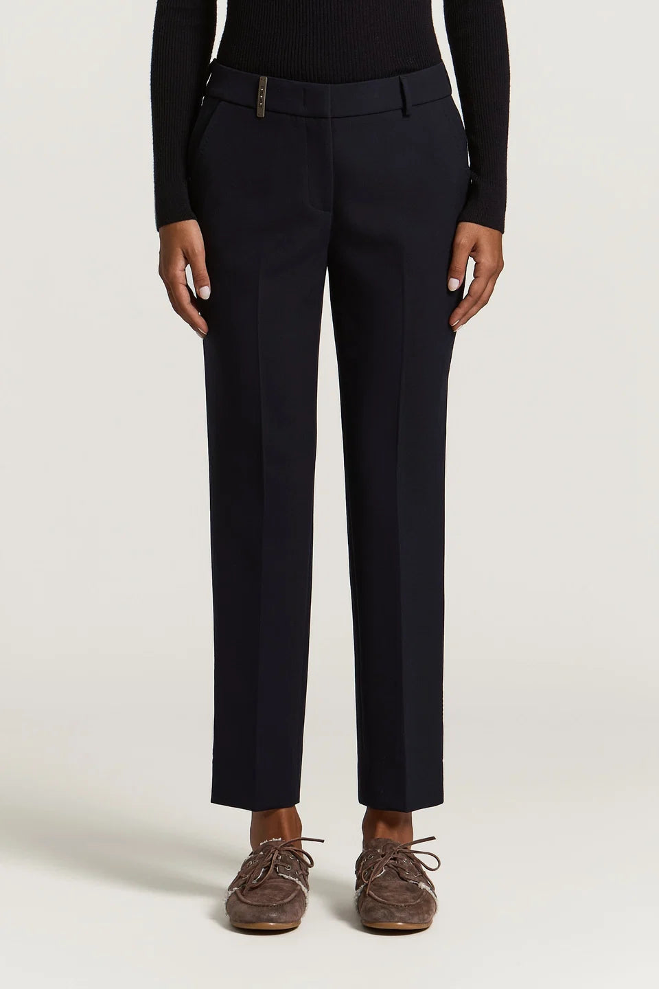 Pantalone a Sigaretta in Tela Tecnica Compatta