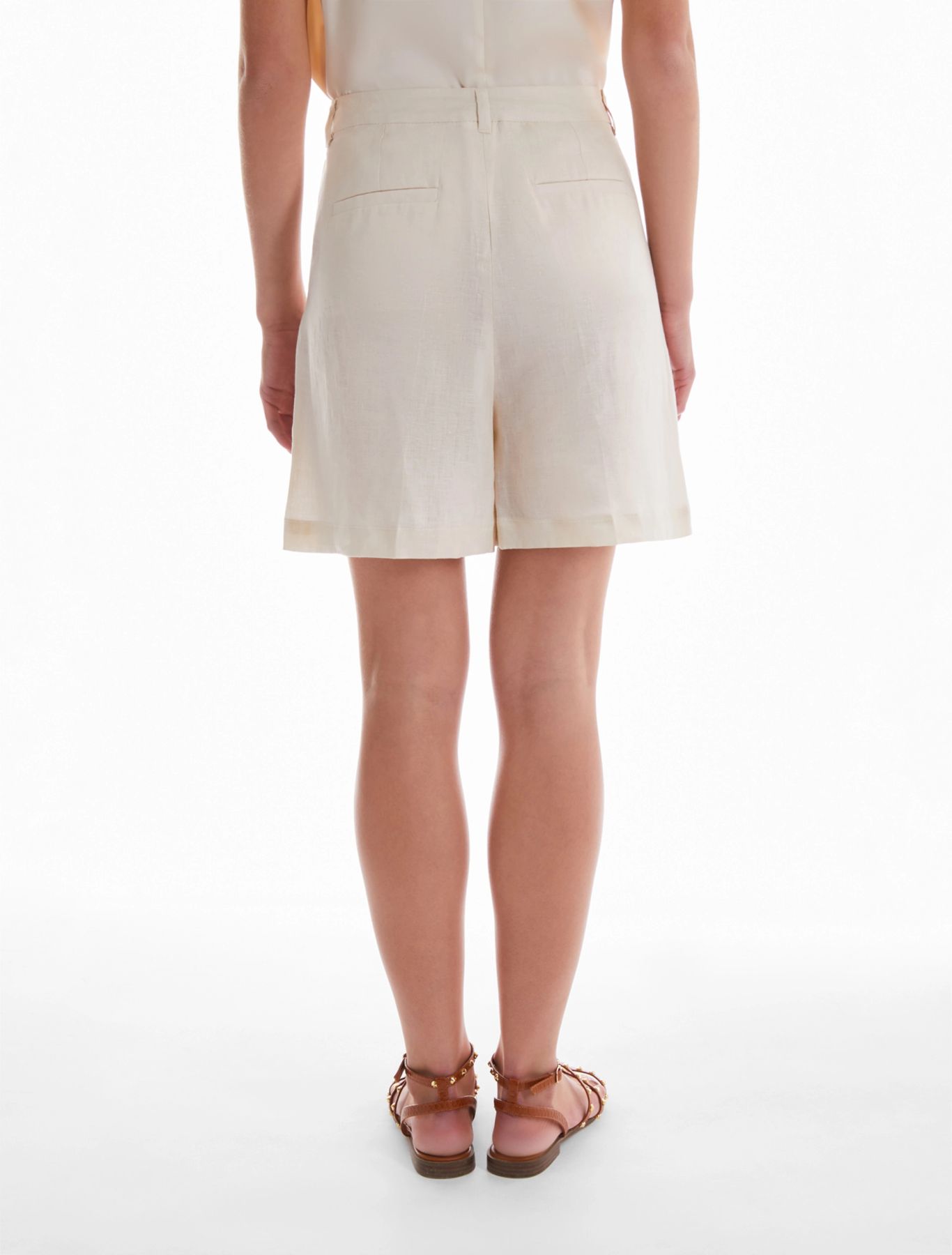Shorts in puro lino