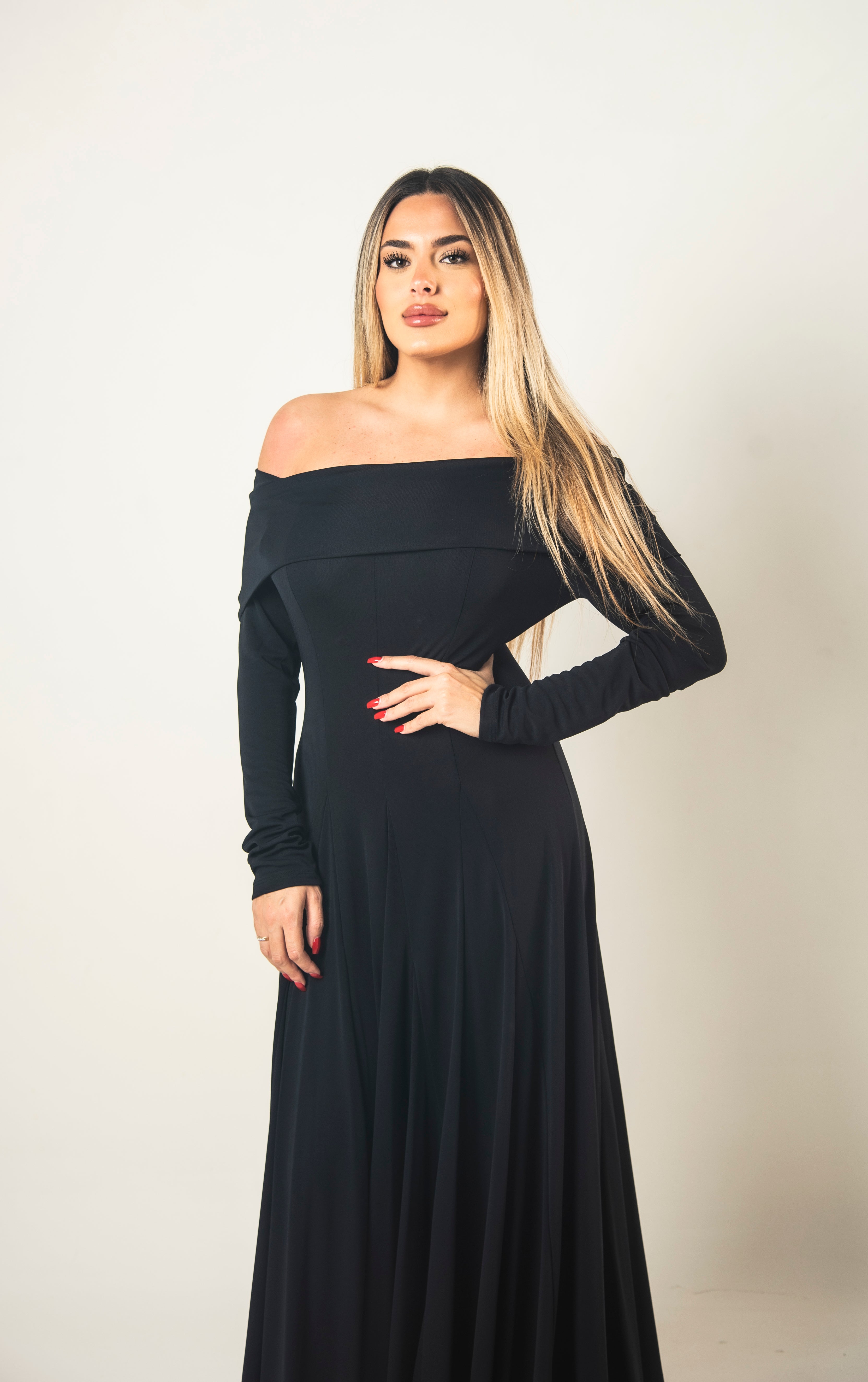 Abito In Jersey Con Scollo Omerale