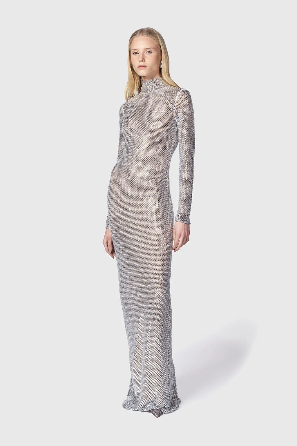 Abito a Manica Lunga Realizzato in Tulle Ricoperto di Strass