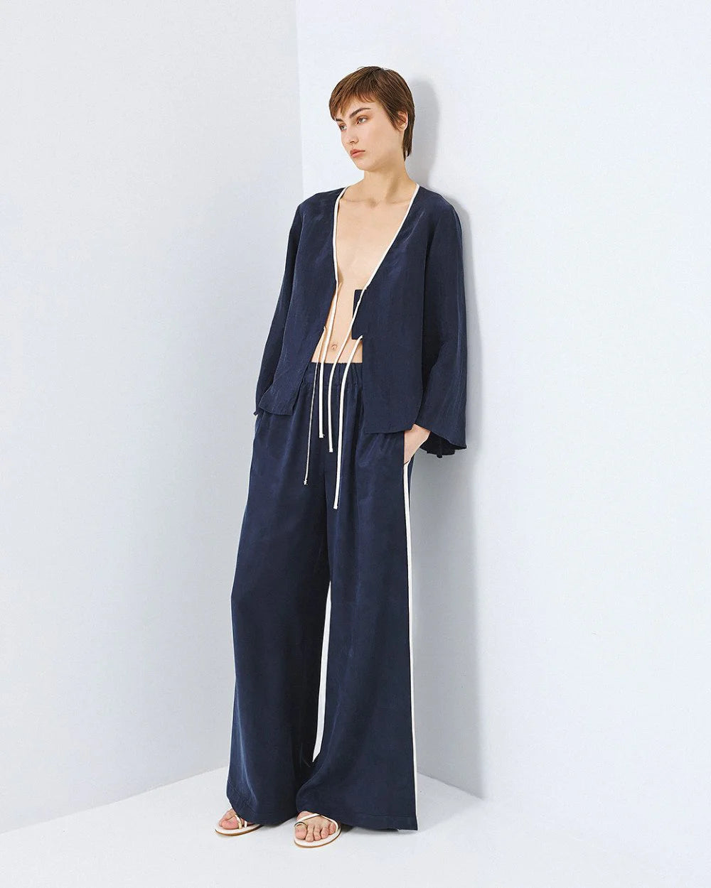 Pantaloni a Gamba Larga con Bordi Laterali