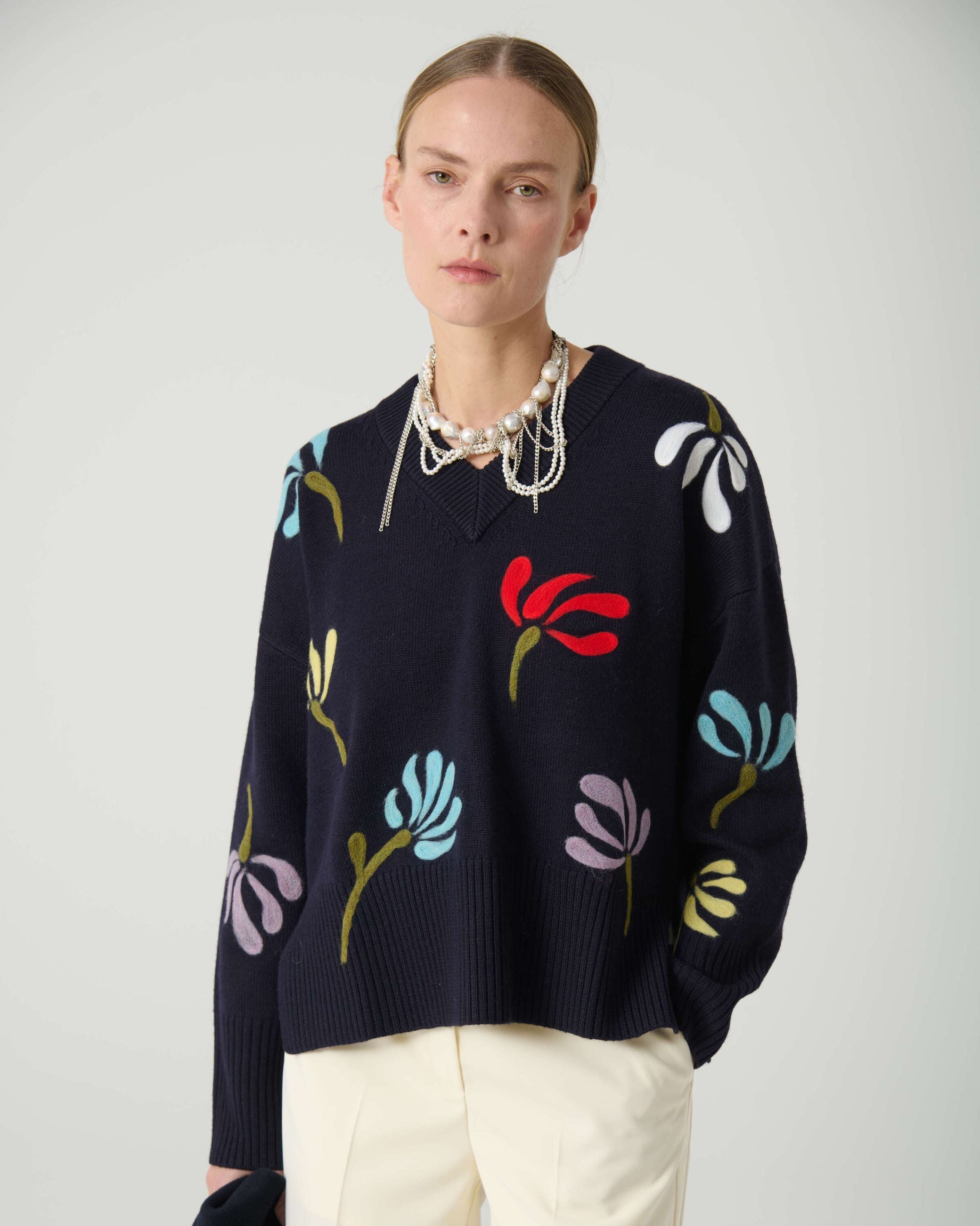 Maglia Scollo V Con Ricami