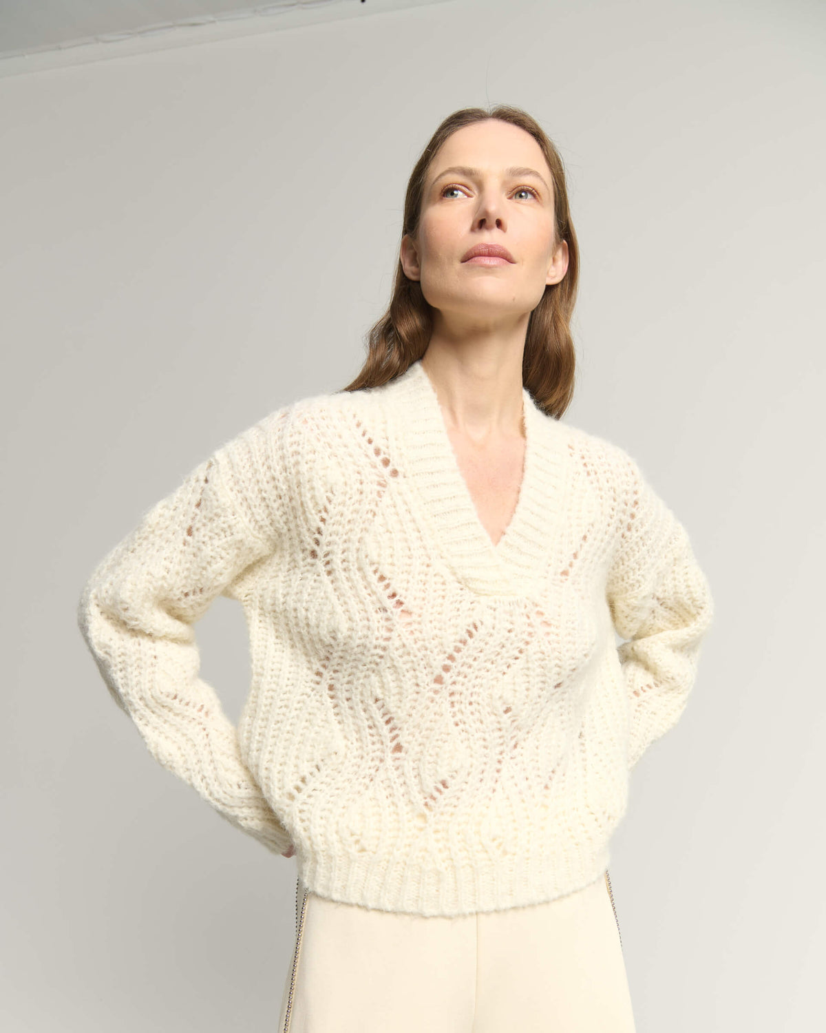 Maglione con Scollo a V In Misto Lana e Alpaca