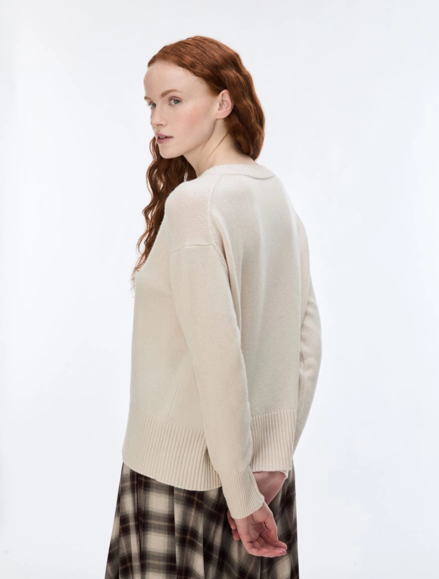 Maglia Scollo v in Misto Lana e Cashmere