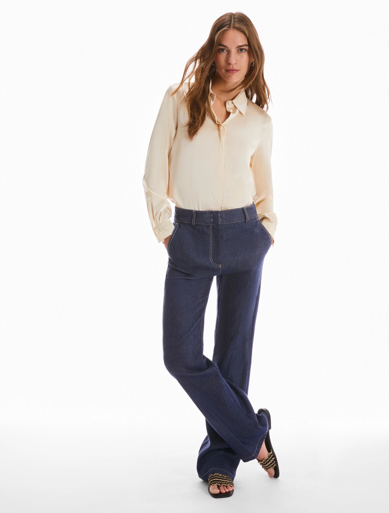 Pantaloni flare in lino e cotone