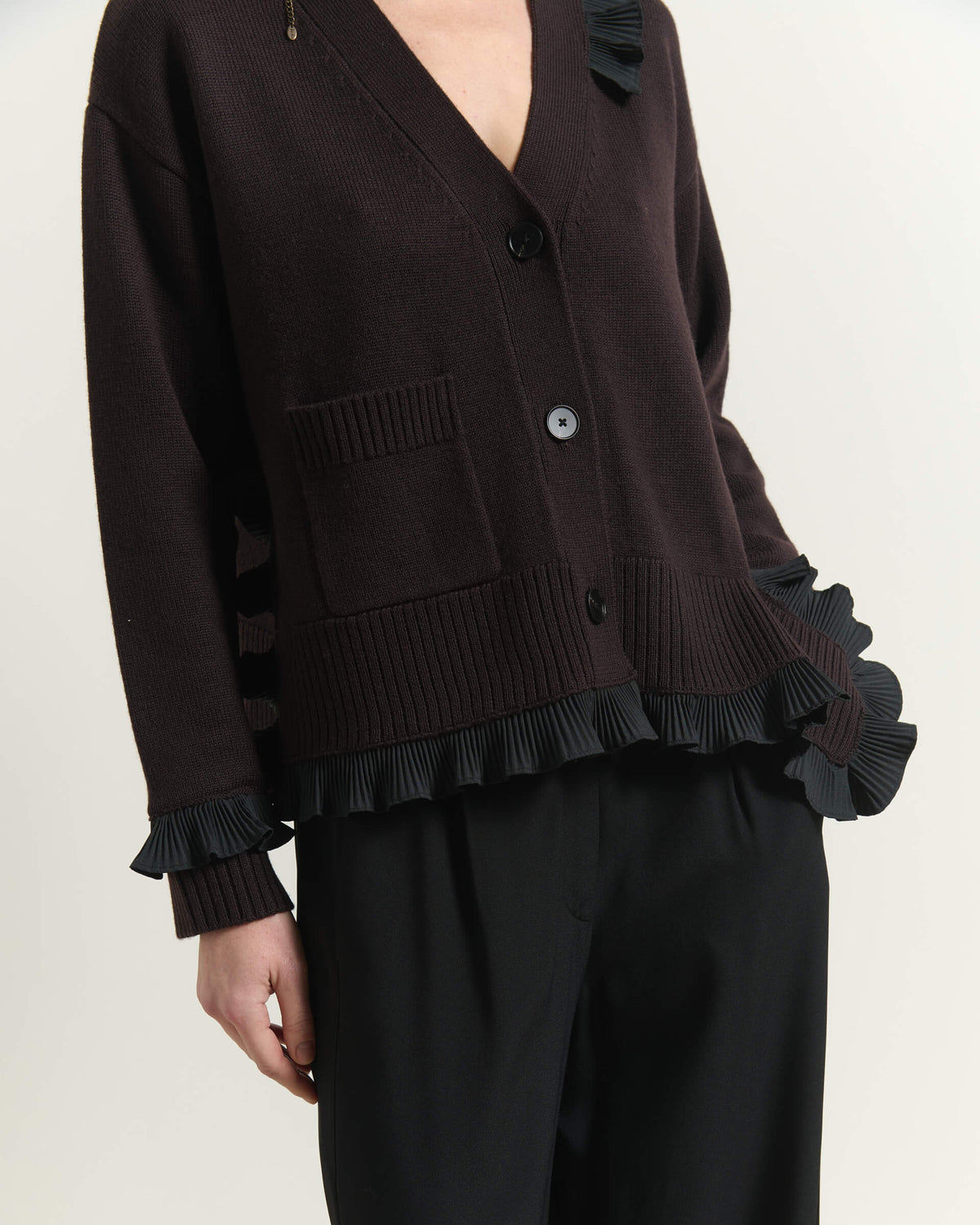 Cardigan In Lana Con Volant