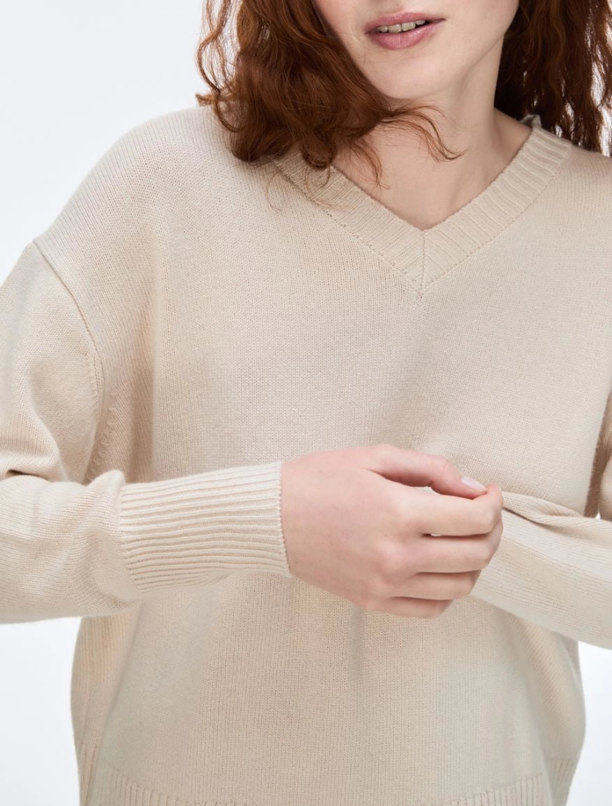 Maglia Scollo v in Misto Lana e Cashmere