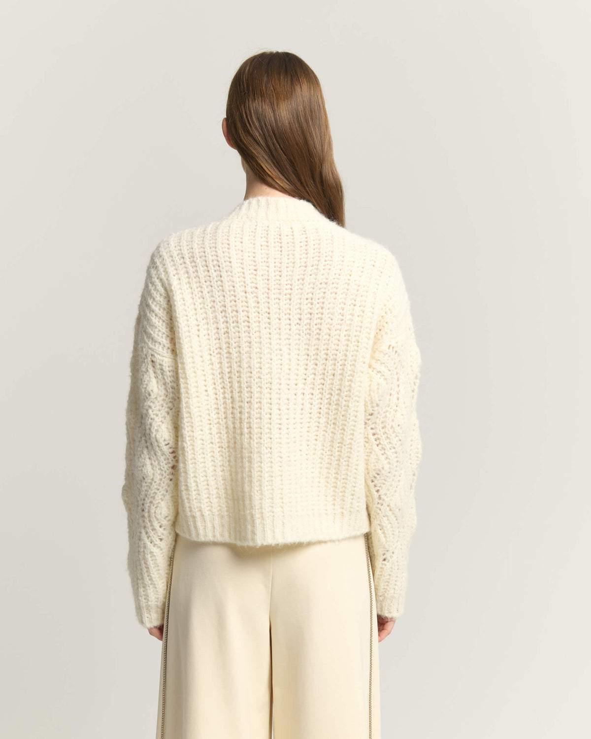 Maglione con Scollo a V In Misto Lana e Alpaca