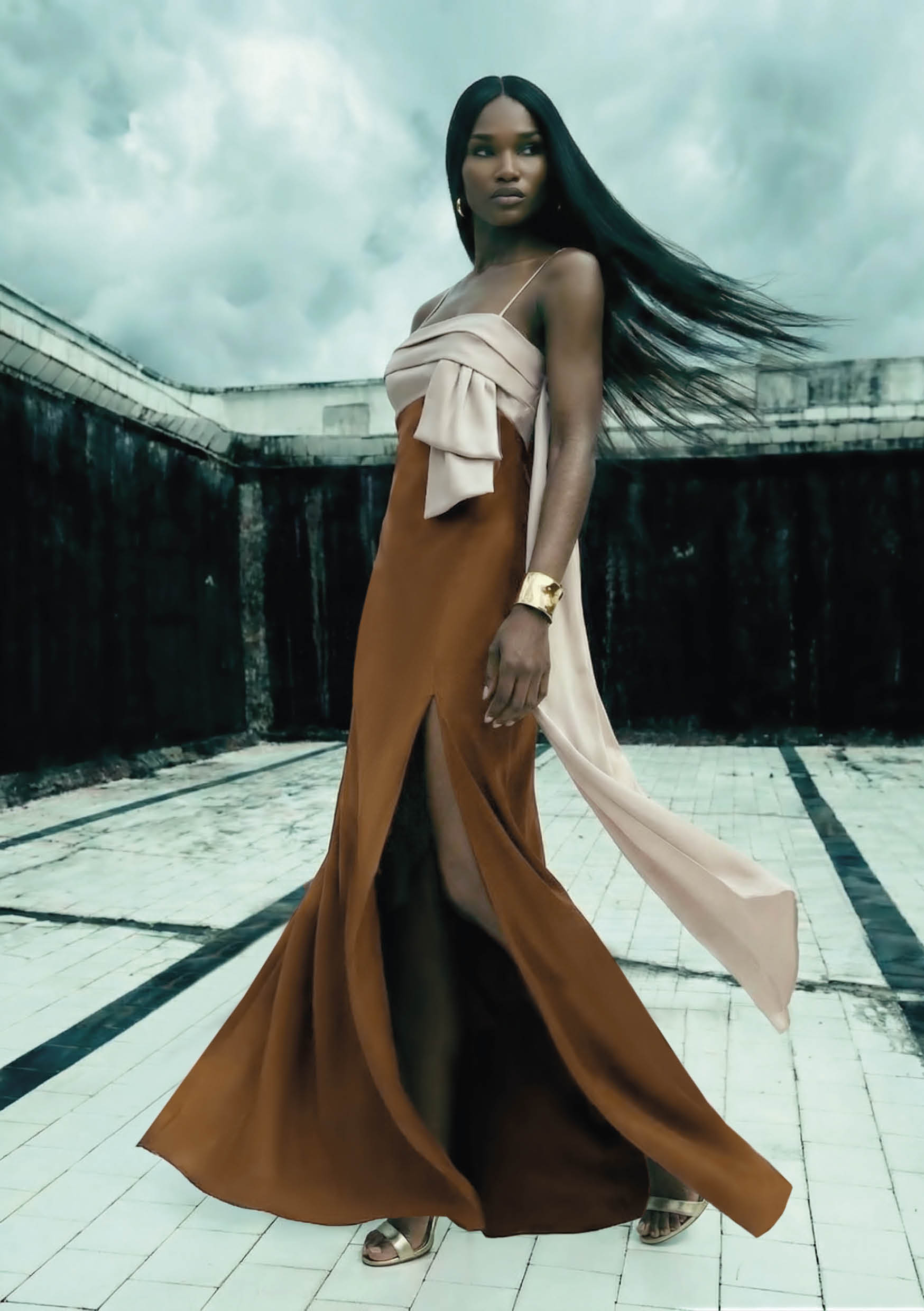 Abito In Seta Bicolore con Stola In Tinta